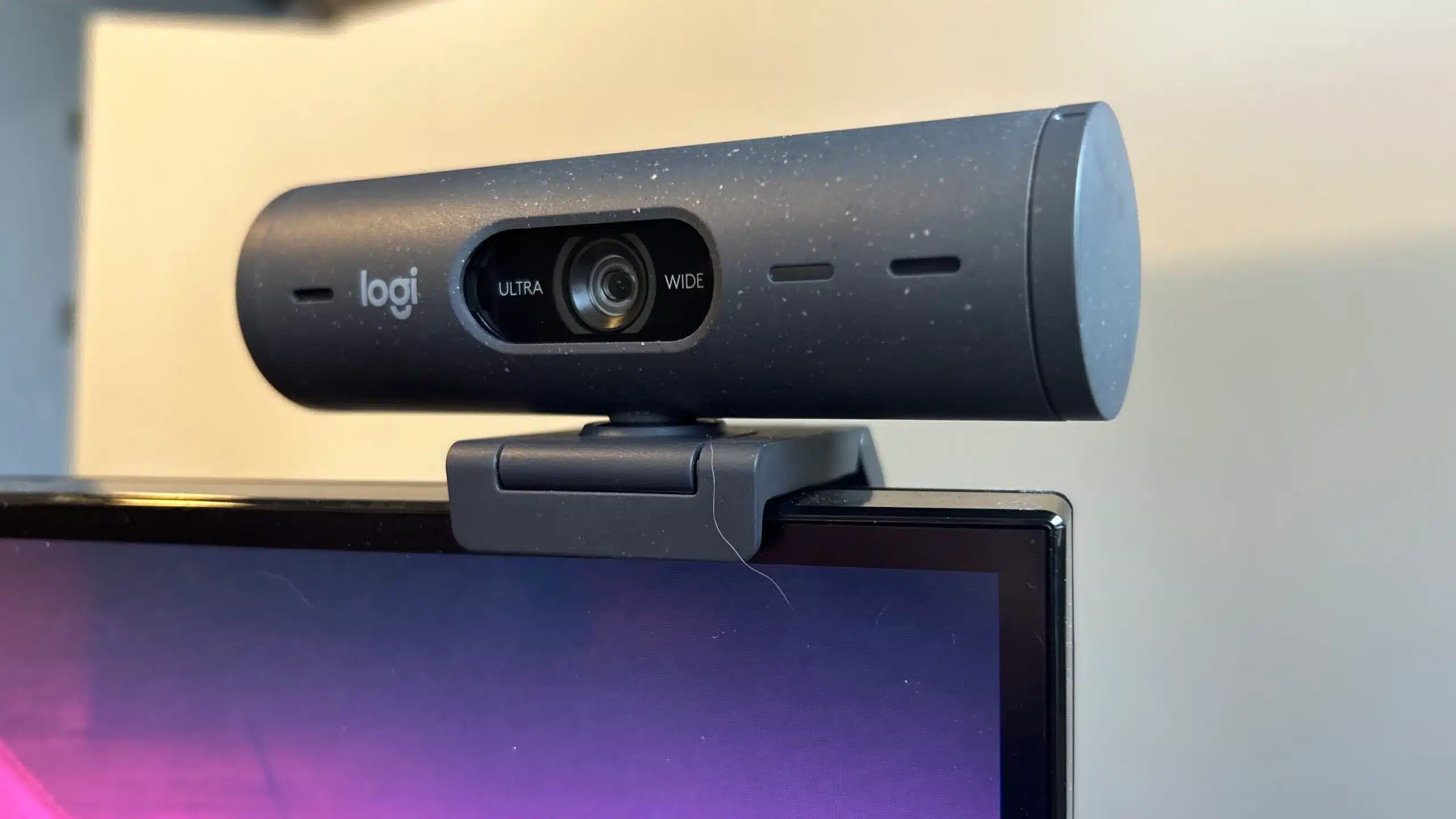 Logitech Brio 500 webcams