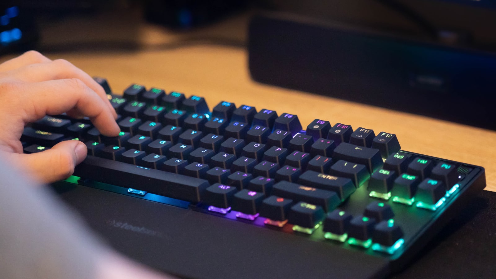 SteelSeries Apex Pro TKL Wireless