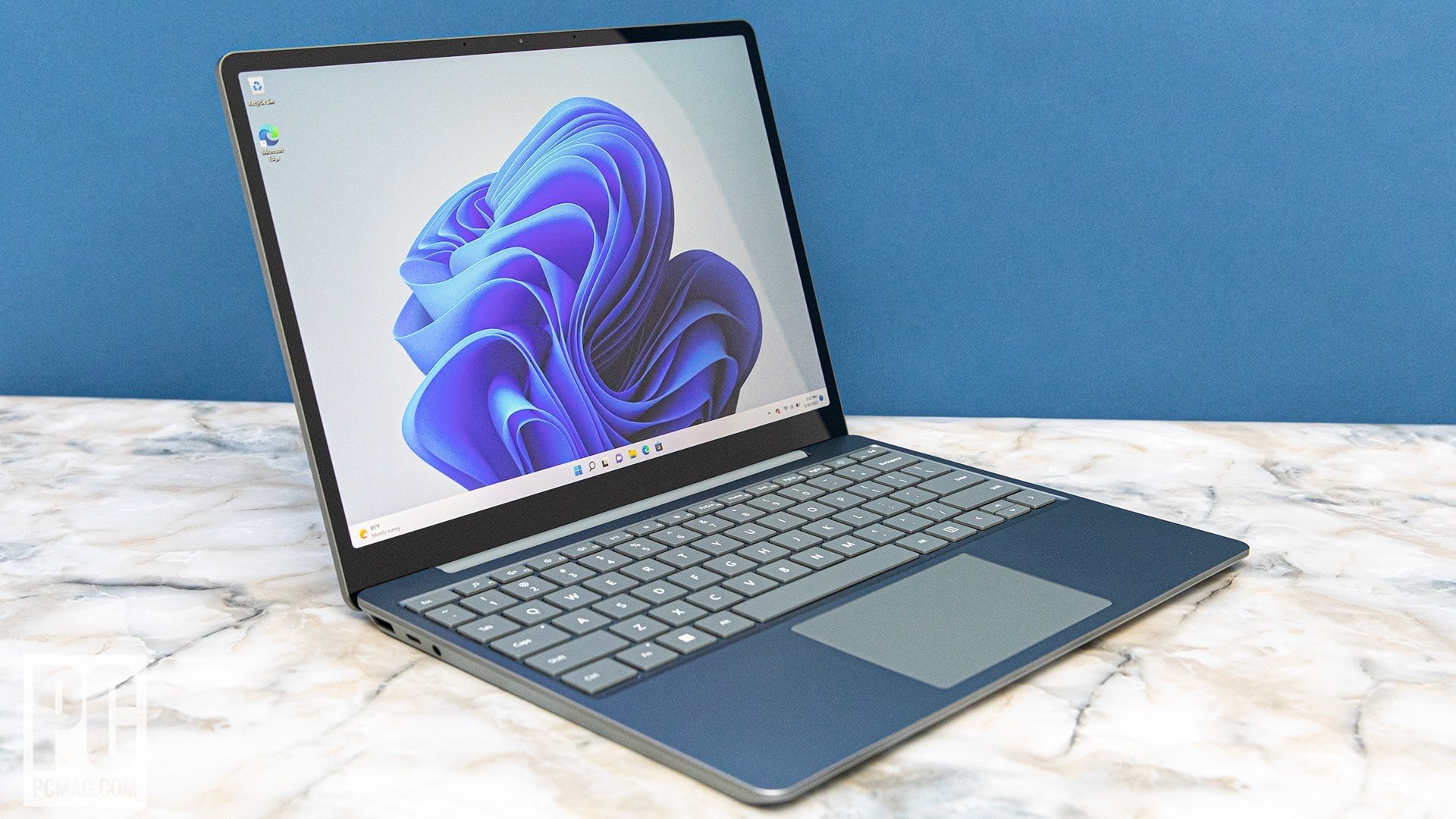 Surface Laptop Go 2