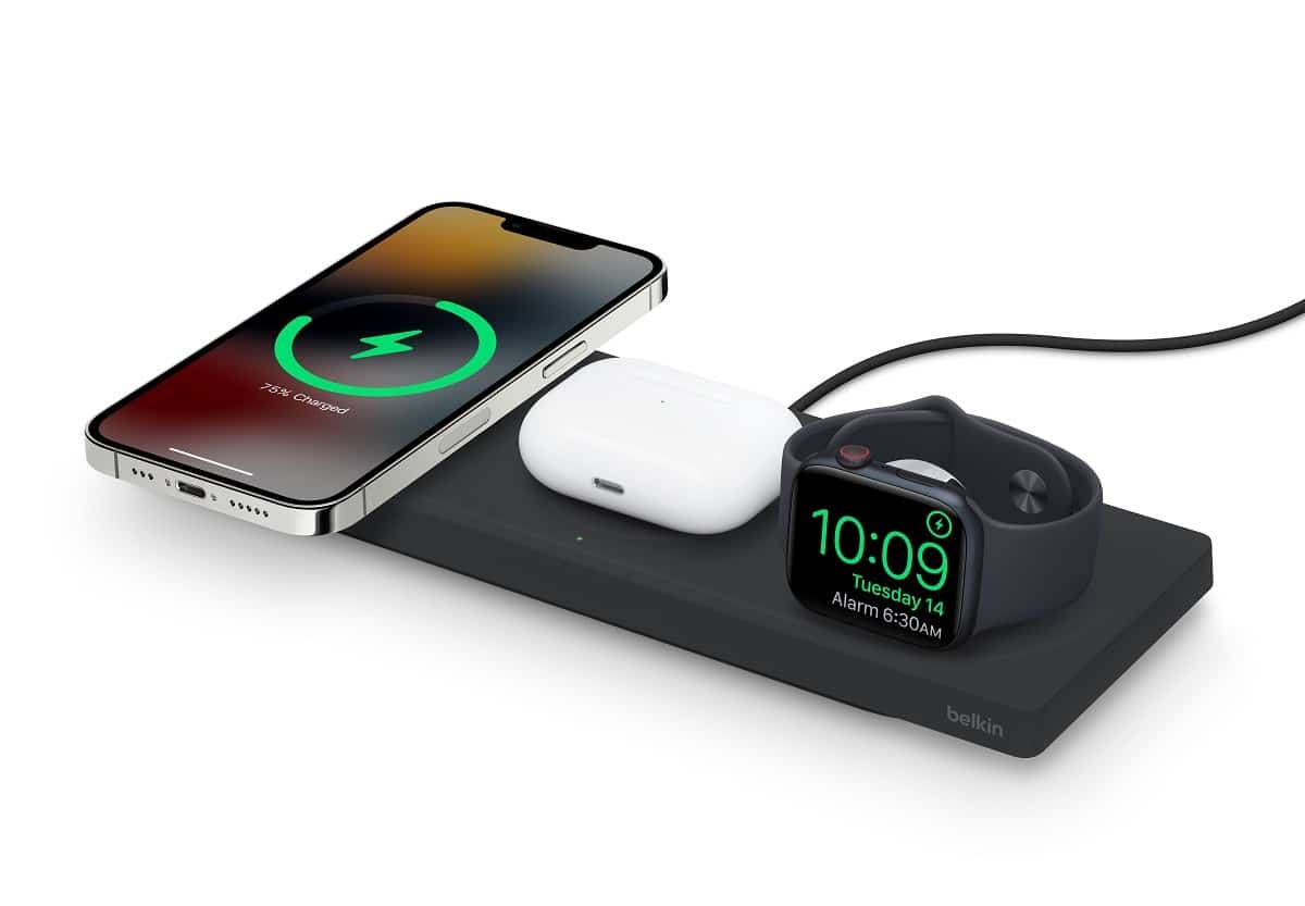 Belkin MagSafe 3-in-1 Wireless Charging Pad