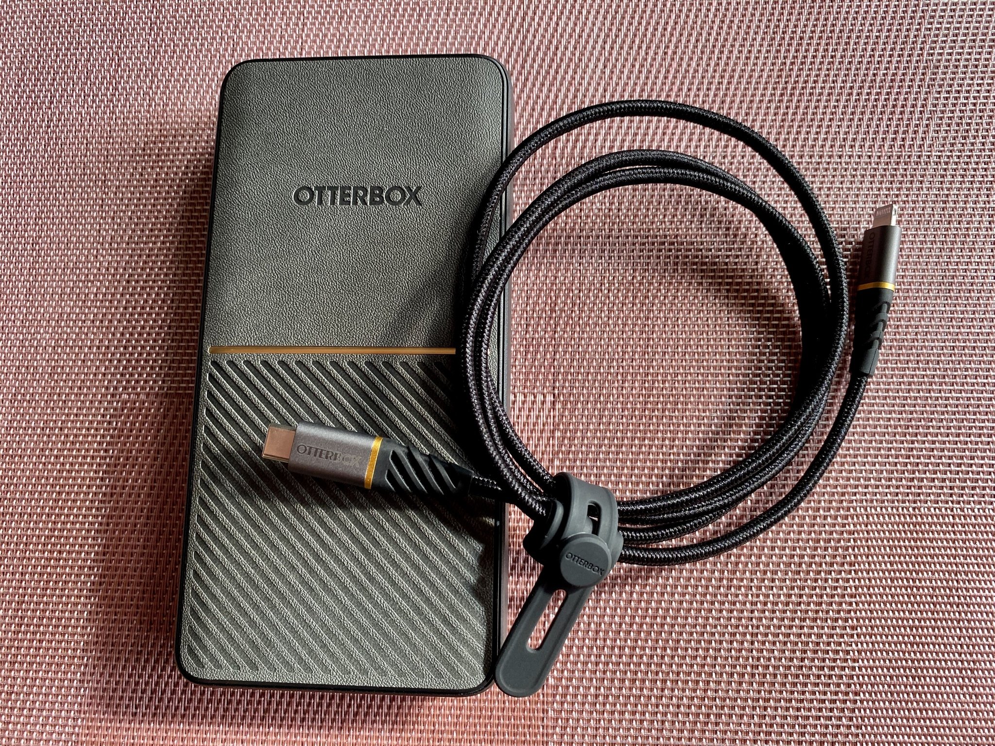 Otterbox Fast Charger Power Bank