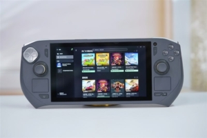 Zotac ZONE: Game-Changing Handheld Console with 120Hz AMOLED Display and Ryzen 7 Power