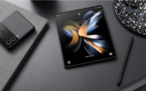 Galaxy Z Series Foldable Phones Have Hinge Issues, and Samsung Will Pass The Cost Onto Consumers