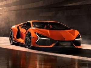 Lamborghini Urus SUV to Switch to A Plug-in Hybrid in 2024, Fully Electrified in 2029