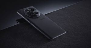 Realme GT 5 Pro Black Glass 1TB Version Now on Sale