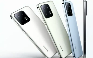 Xiaomi 13 Pushes MIUI 14.0.27.0 Update, Adds Leica Bleach Brown and Leica Monochrome Blue Filters