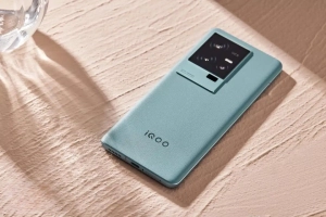 iQOO 11S Hands-on: Super-Resolution Super-Frame Concurrent, Higher Definition + Smooth “Genshin Impact” Experience