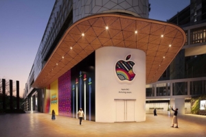 Apple to Open First Official Retail Store in India