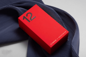 OnePlus 12 Hands-on: No Pro Version But Better Than Pro