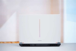 Gaming Laptops Just Crushed DIY PCs: RTX 5070 Ti Laptop Hits Hard for Less!