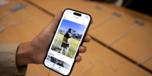 Apple to Ban Shake-to-Jump Ads, Leading Apps Notified