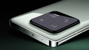 Xiaomi won 50 million users of Huawei, while Apple got 20 million users